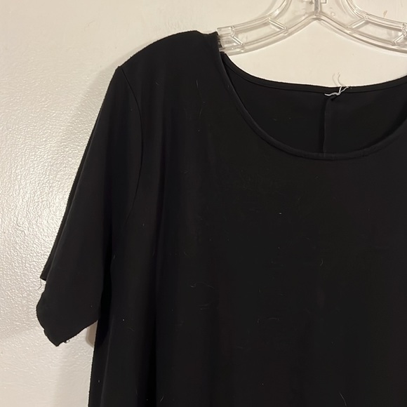 Rosebud black short sleeve tee dress with pockets - Picture 2 of 8